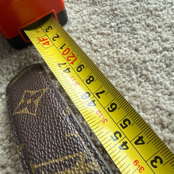 LV Brown Monogram Belt with Gold Buckle - Picture 5 of 9